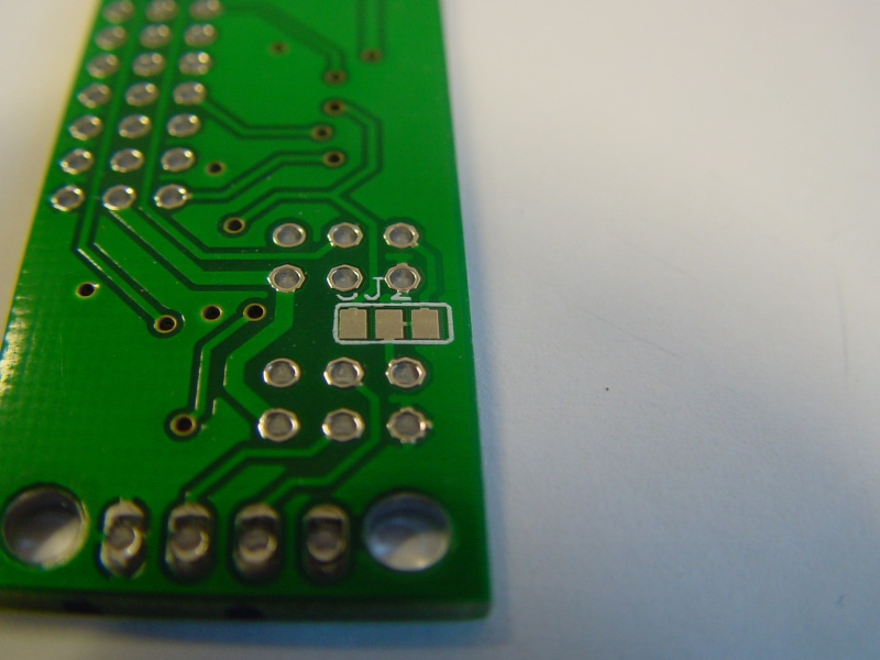 File:Solder jumper normal.JPG